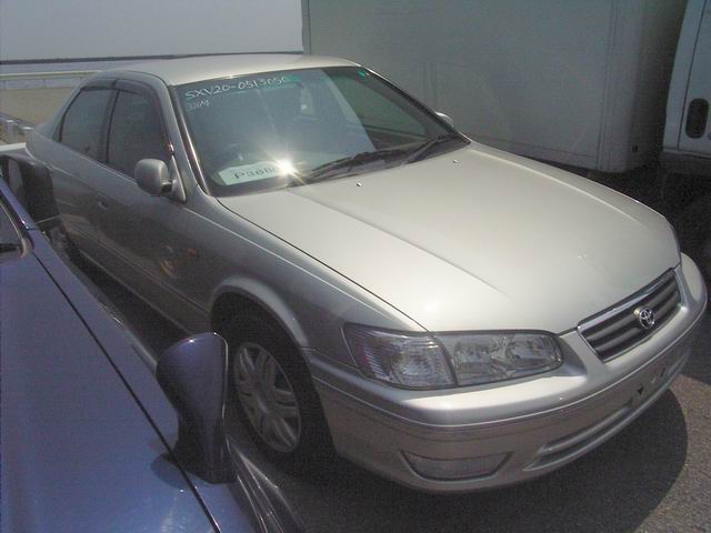 2000 Toyota Camry Gracia Pictures