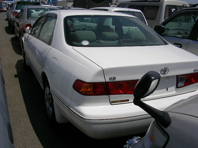 2000 Toyota Camry Gracia For Sale