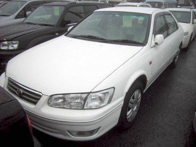 2000 Toyota Camry Gracia Pictures