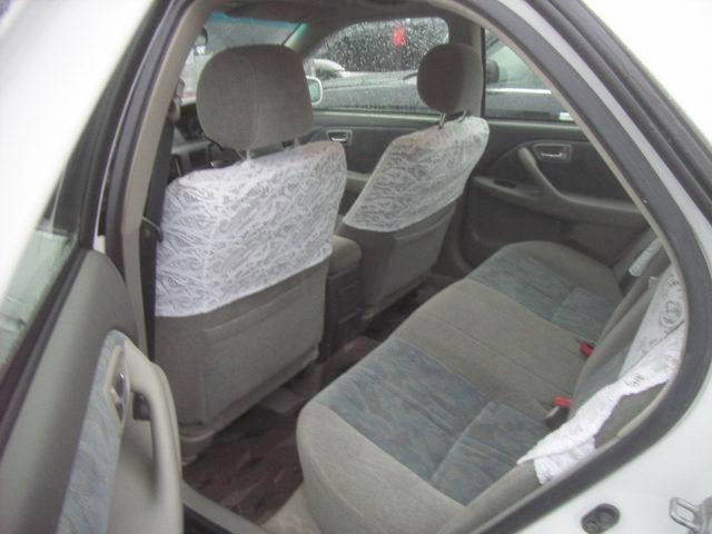 2000 Toyota Camry Gracia Pictures