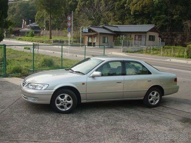 2001 Toyota Camry Gracia