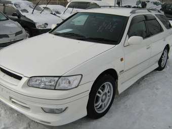 2001 Camry Gracia