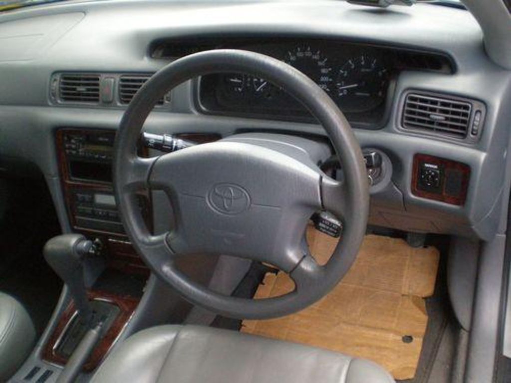 2001 Toyota Camry Gracia