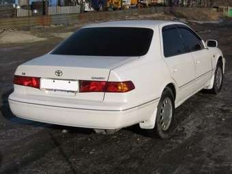 2001 Toyota Camry Gracia Pictures