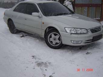 2001 Toyota Camry Gracia Pictures