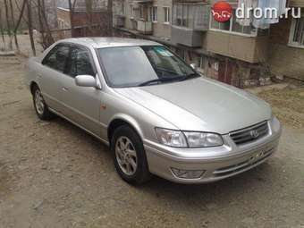 2001 Toyota Camry Gracia Pictures