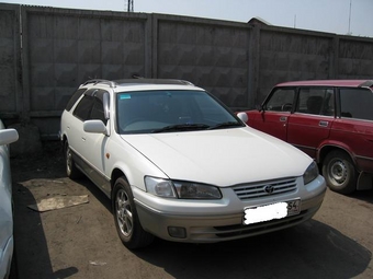1997 Toyota Camry Gracia Wagon