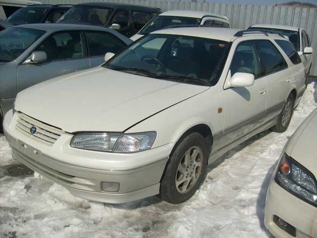 1997 Toyota Camry Gracia Wagon