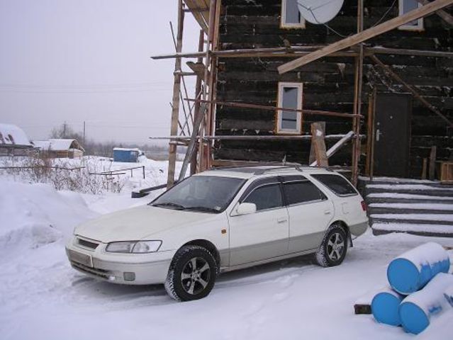 1998 Toyota Camry Gracia Wagon