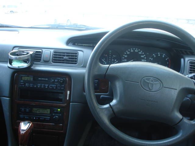 1998 Toyota Camry Gracia Wagon