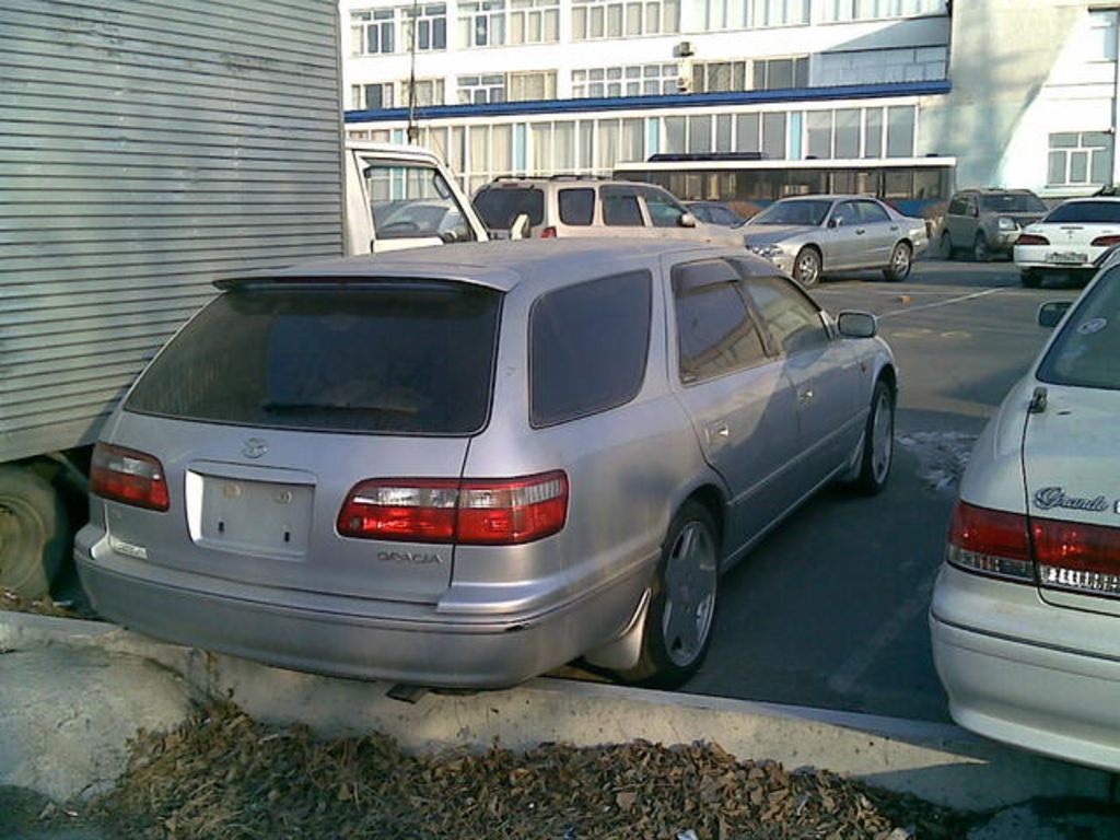 1998 Toyota Camry Gracia Wagon