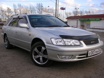 1999 Toyota Camry Gracia Wagon