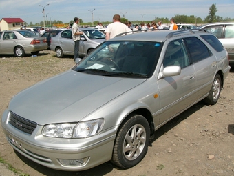 1999 Toyota Camry Gracia Wagon