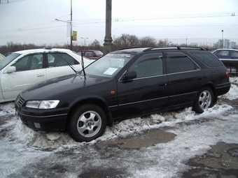 1999 Toyota Camry Gracia Wagon