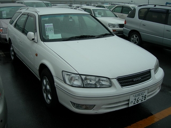 1999 Toyota Camry Gracia Wagon