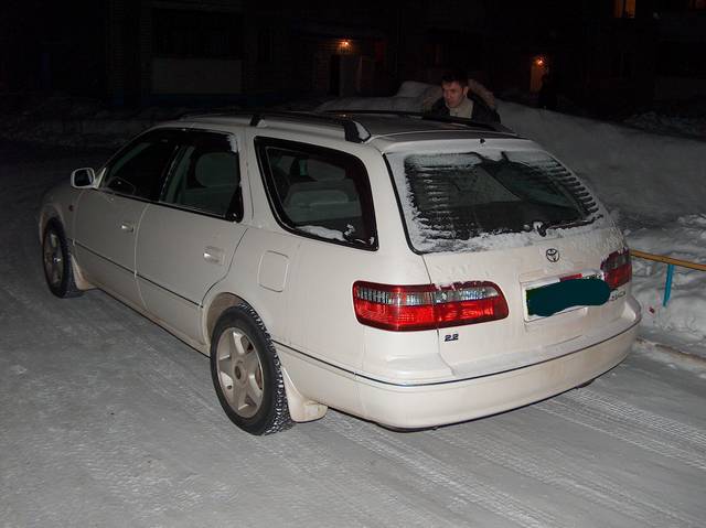 1999 Toyota Camry Gracia Wagon