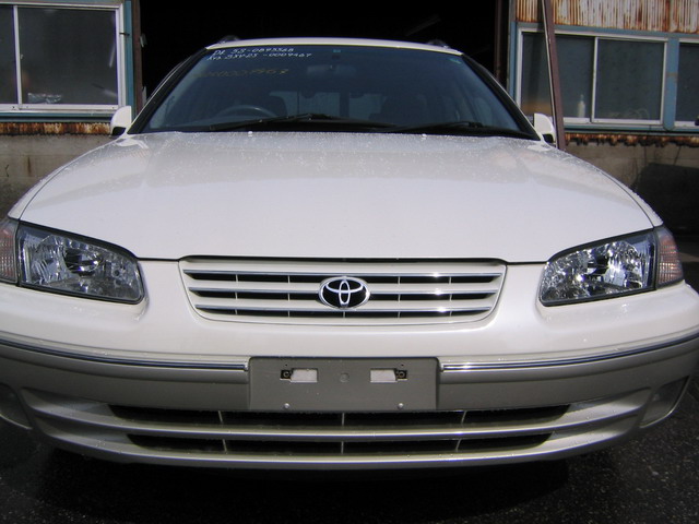 1999 Toyota Camry Gracia Wagon