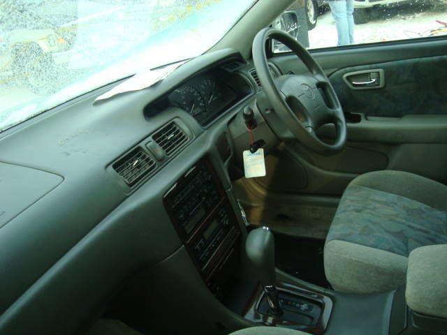 1999 Toyota Camry Gracia Wagon