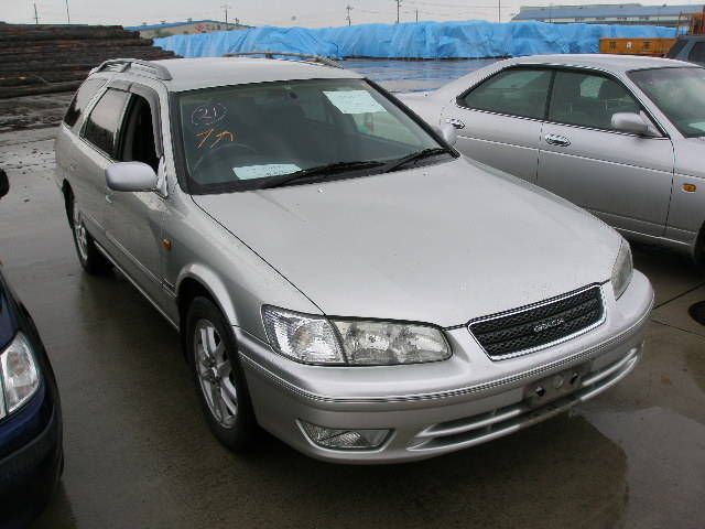 1999 Toyota Camry Gracia Wagon