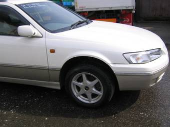 1999 Toyota Camry Gracia Wagon Pictures