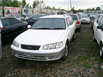 2000 Toyota Camry Gracia Wagon