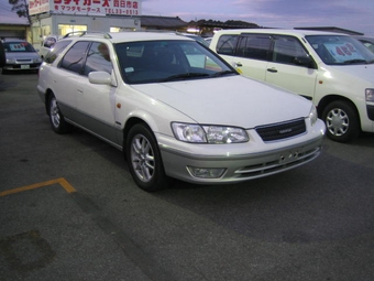 2000 Toyota Camry Gracia Wagon