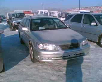 2000 Toyota Camry Gracia Wagon