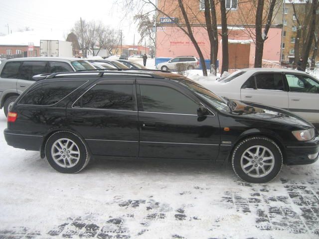 2000 Toyota Camry Gracia Wagon
