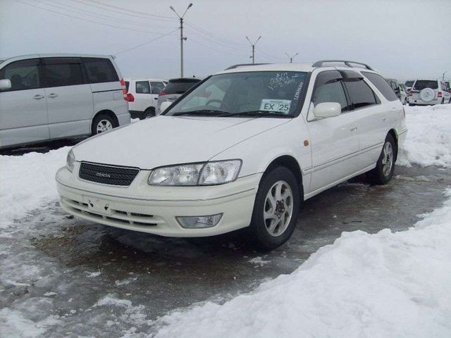 2001 Toyota Camry Gracia Wagon