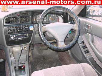 1993 Toyota Camry Prominent Images