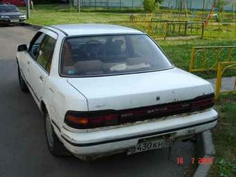 1989 Toyota Carina Photos