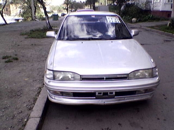 1990 Toyota Carina