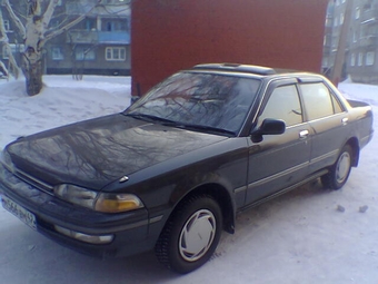 1990 Carina