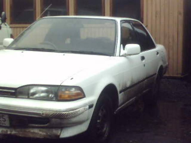 1990 Toyota Carina