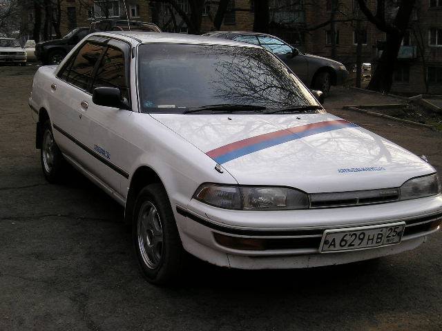 1990 Toyota Carina