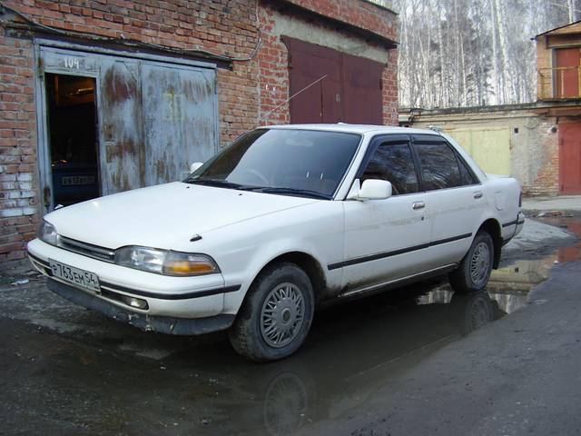 1990 Toyota Carina