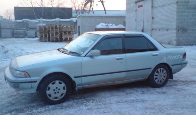 1990 Toyota Carina