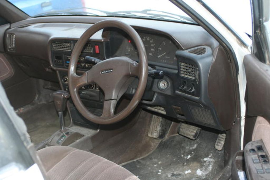 1990 Toyota Carina