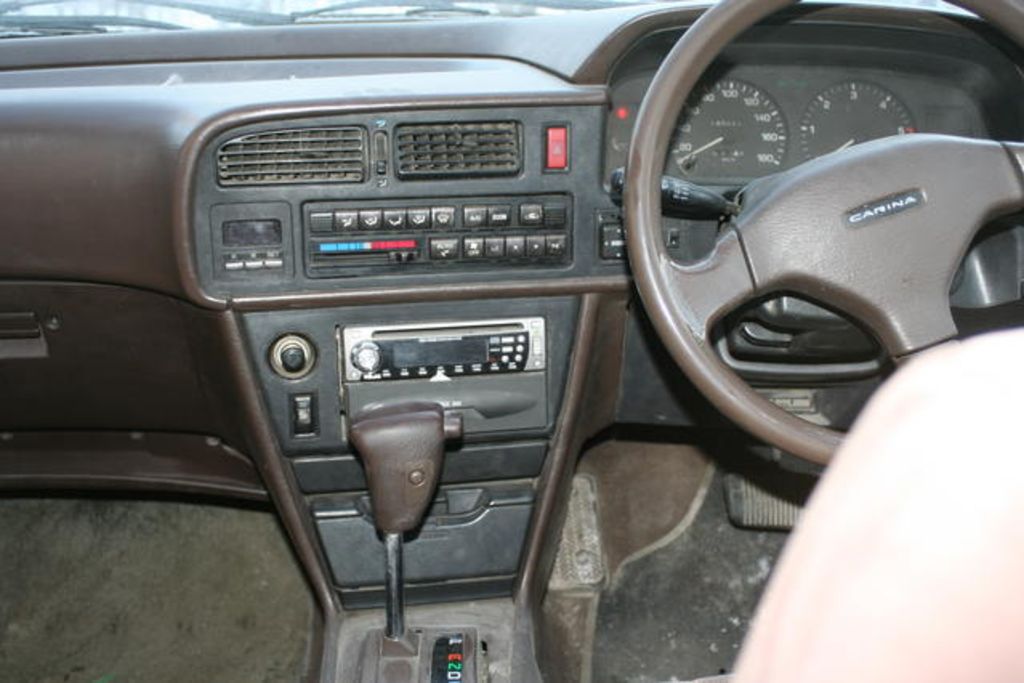 1990 Toyota Carina