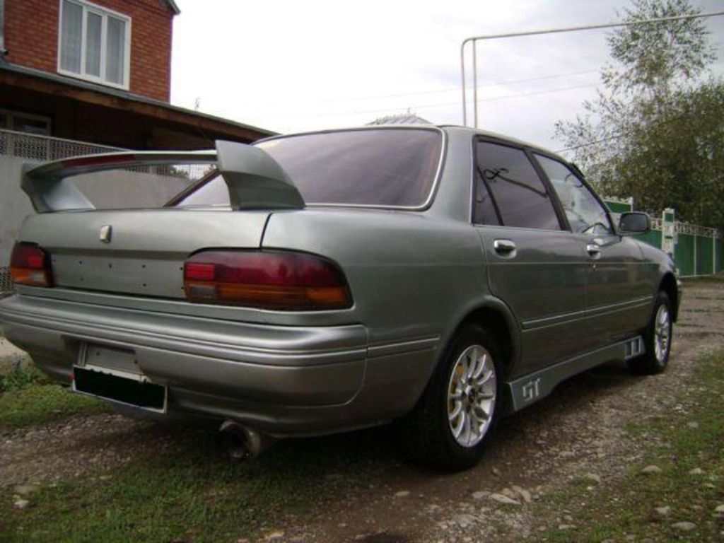 1990 Toyota Carina