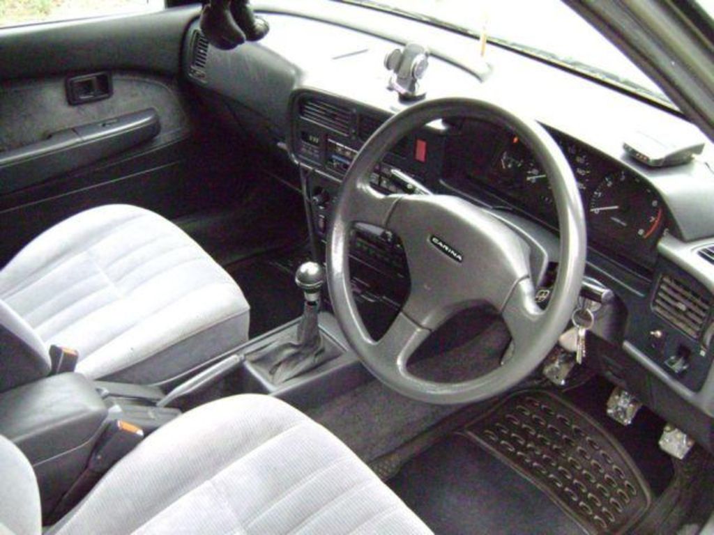 1990 Toyota Carina