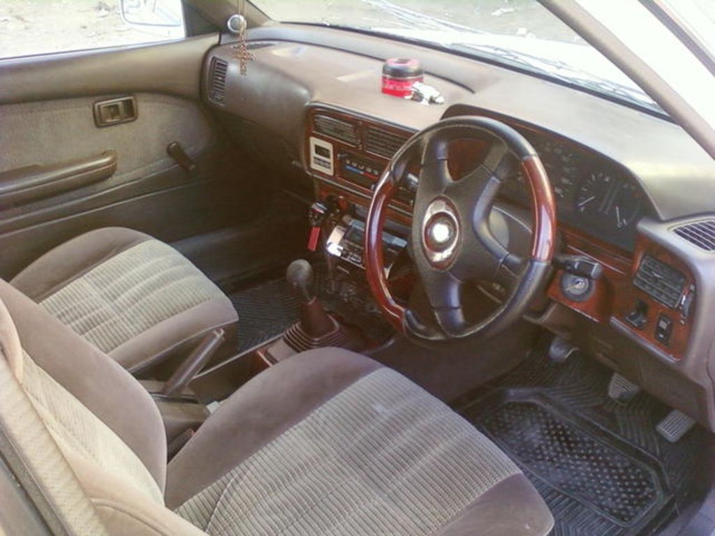 1990 Toyota Carina