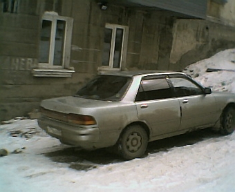 1991 Carina