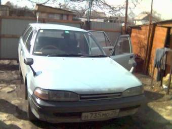 1991 Carina