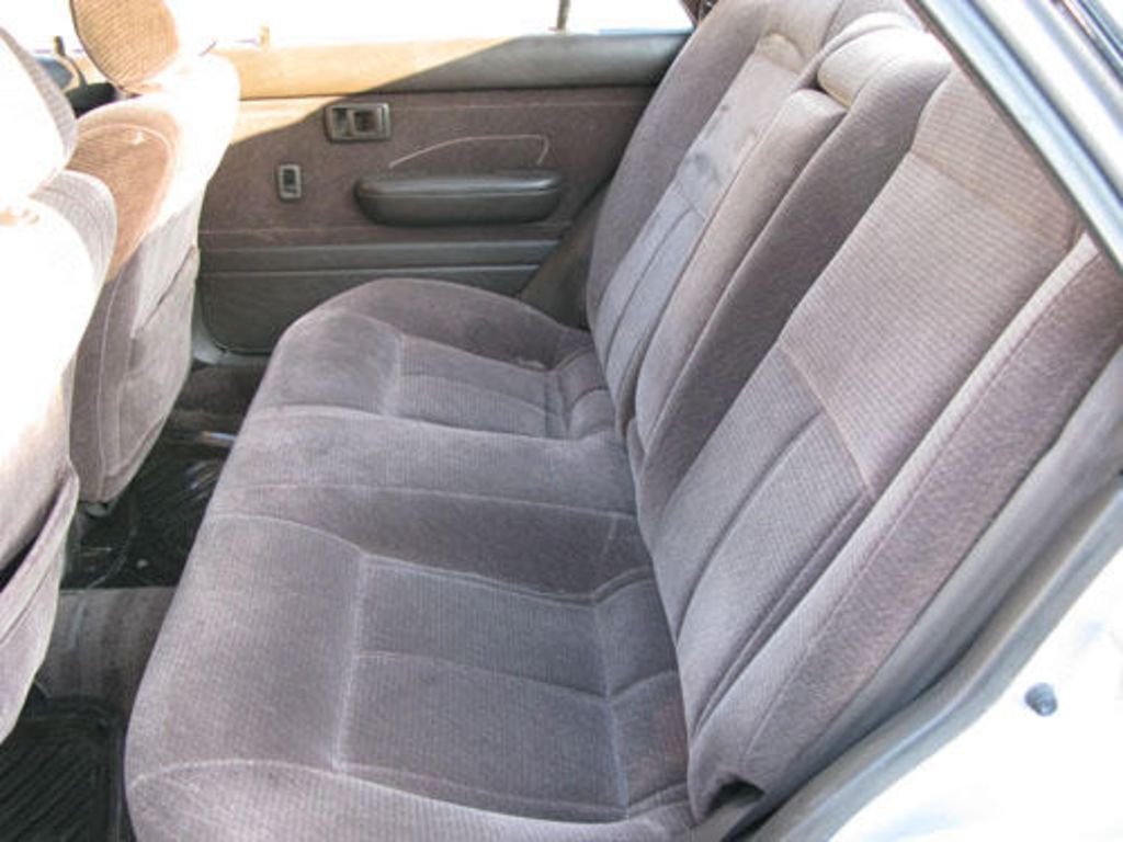 1991 Toyota Carina