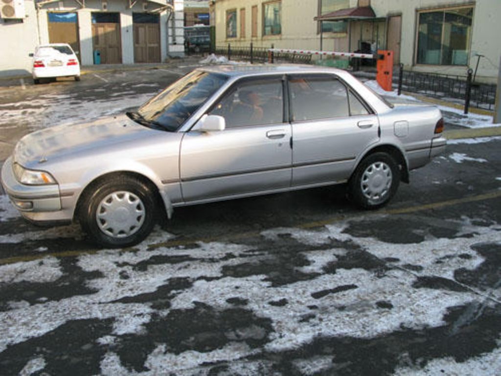 1991 Toyota Carina