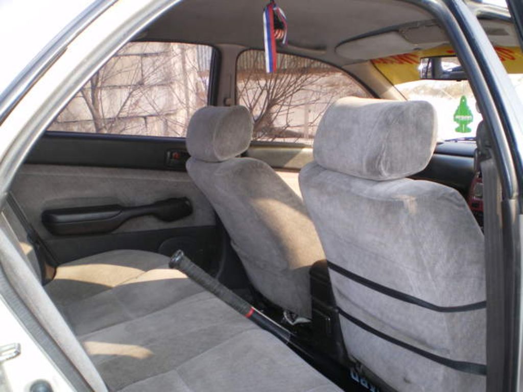 1992 Toyota Carina