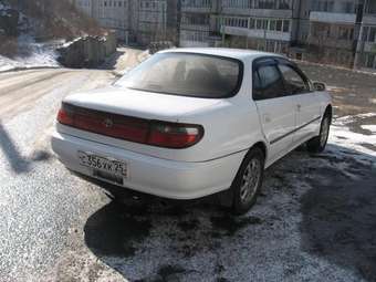 1992 Carina