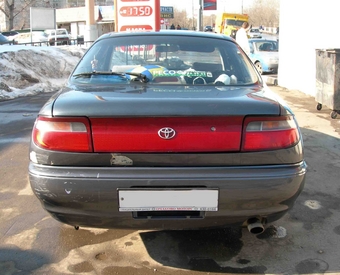 1993 Carina