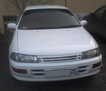 1993 Carina